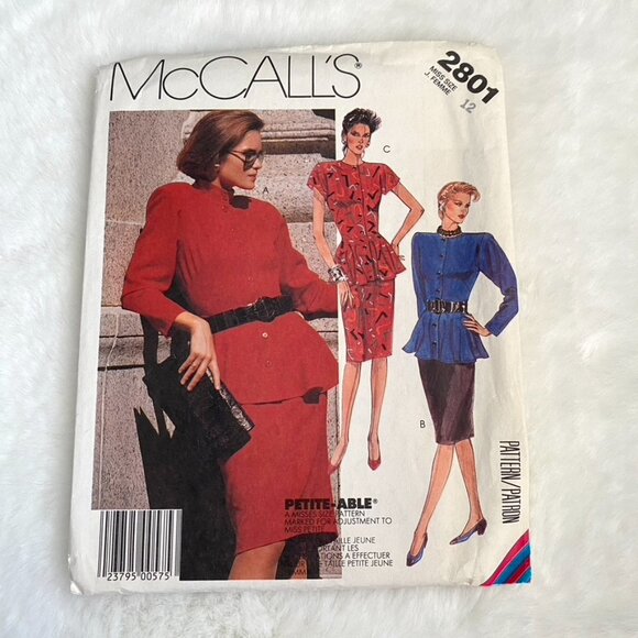 2 McCall's Sewing Patterns - Picture 2 of 5
